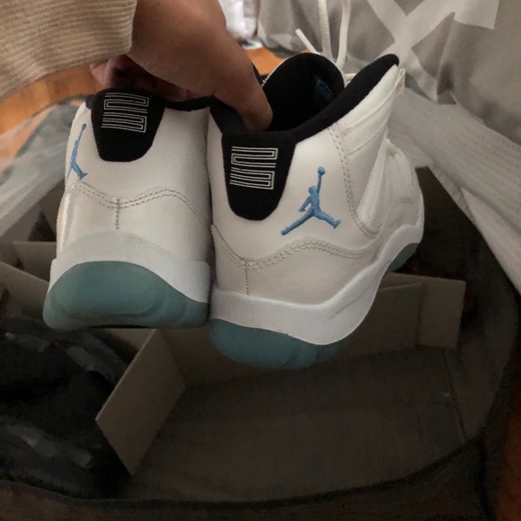 Legend Blue Jordan - Picture 3 of 7